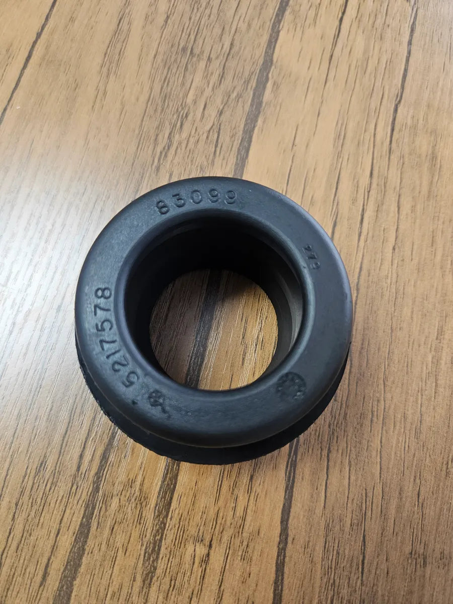 Gen 1 Fuel Tank Grommet