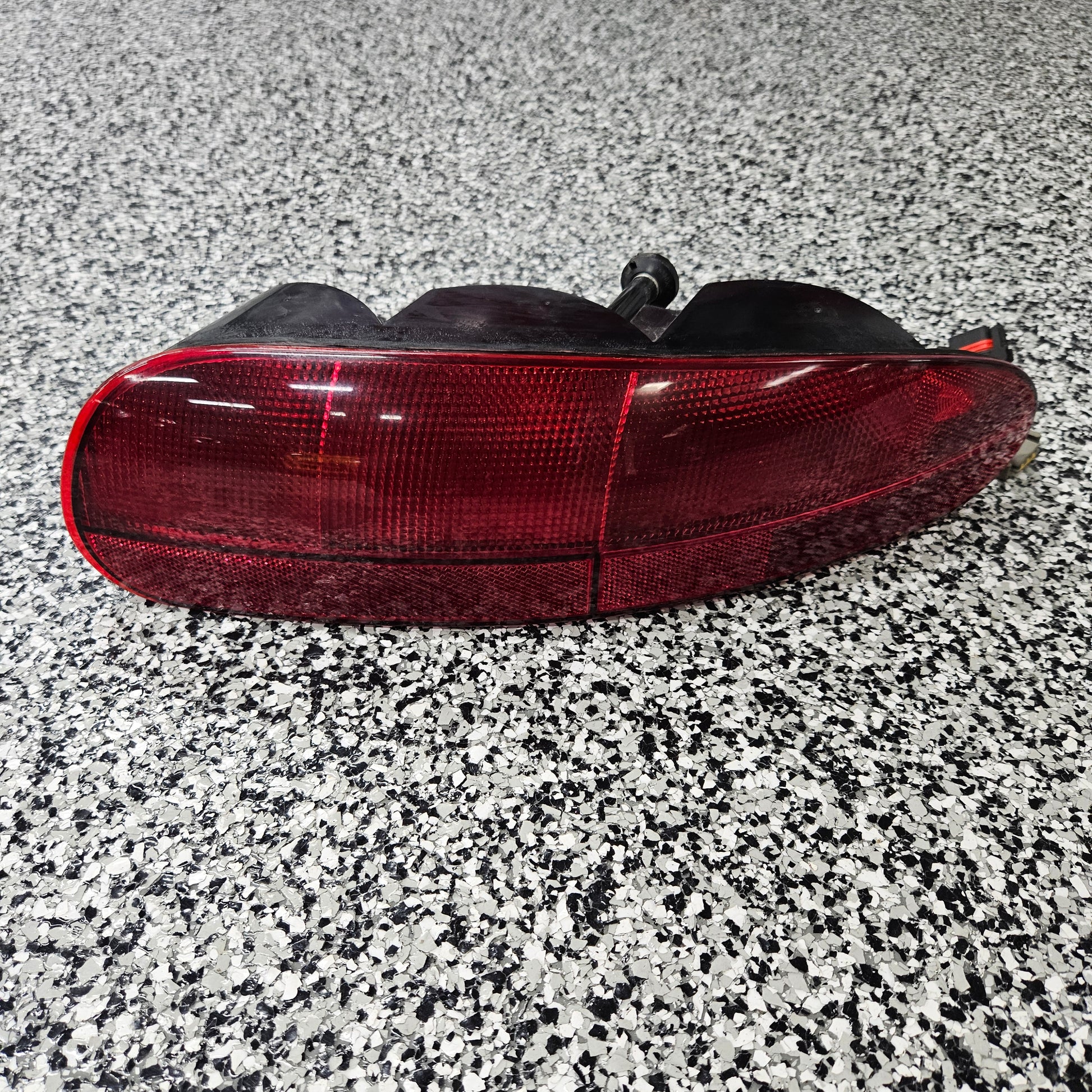 Viper Rear Passenger Side Tail Light