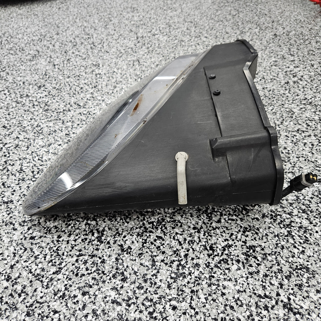 Gen 1/2 Viper Passenger Side Headlight, some damage