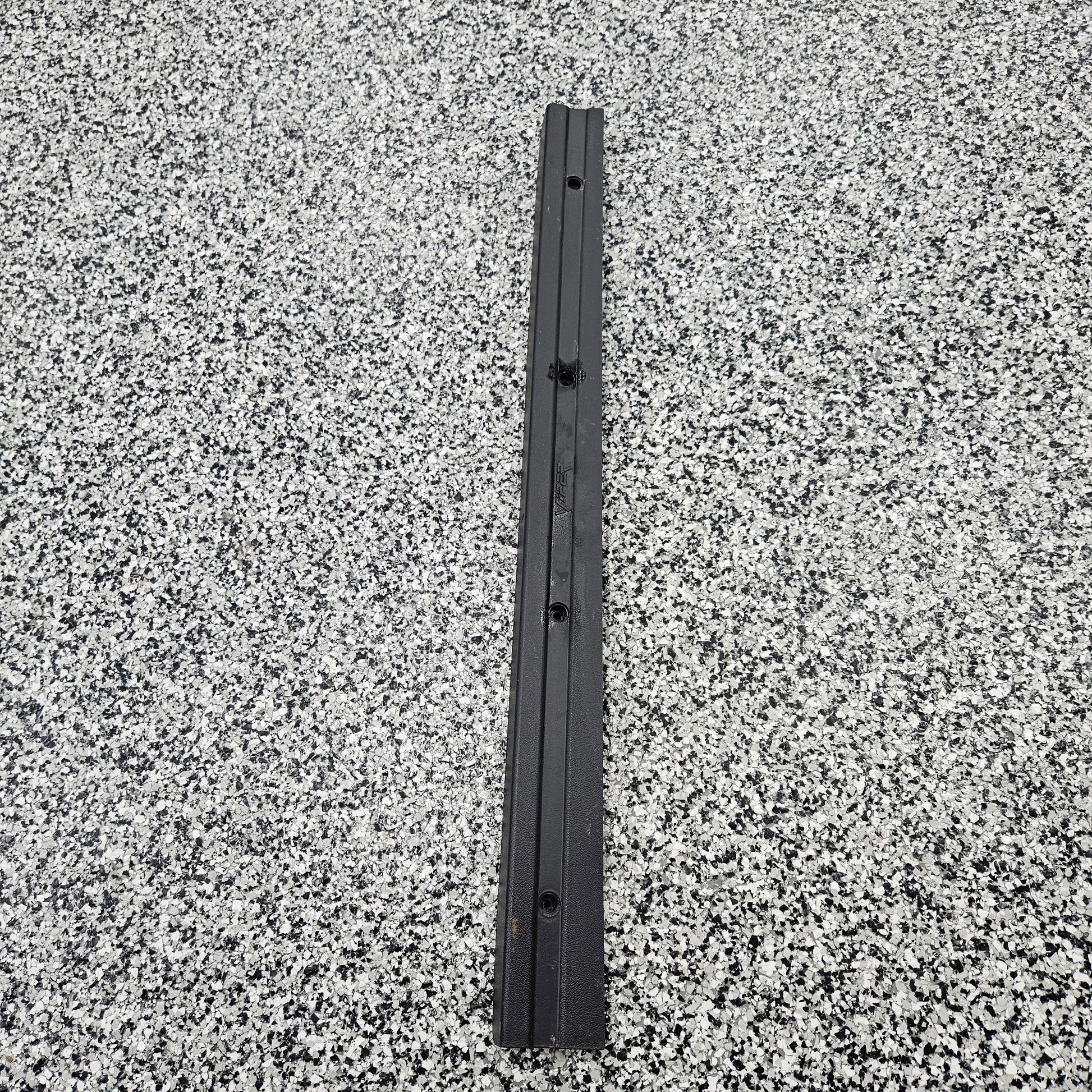 Gen 1/2 Viper Passenger Interior Door Sill