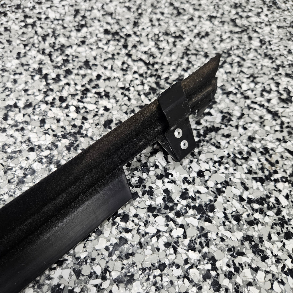 Gen 2 Viper Outer Belt Molding / Weather strip