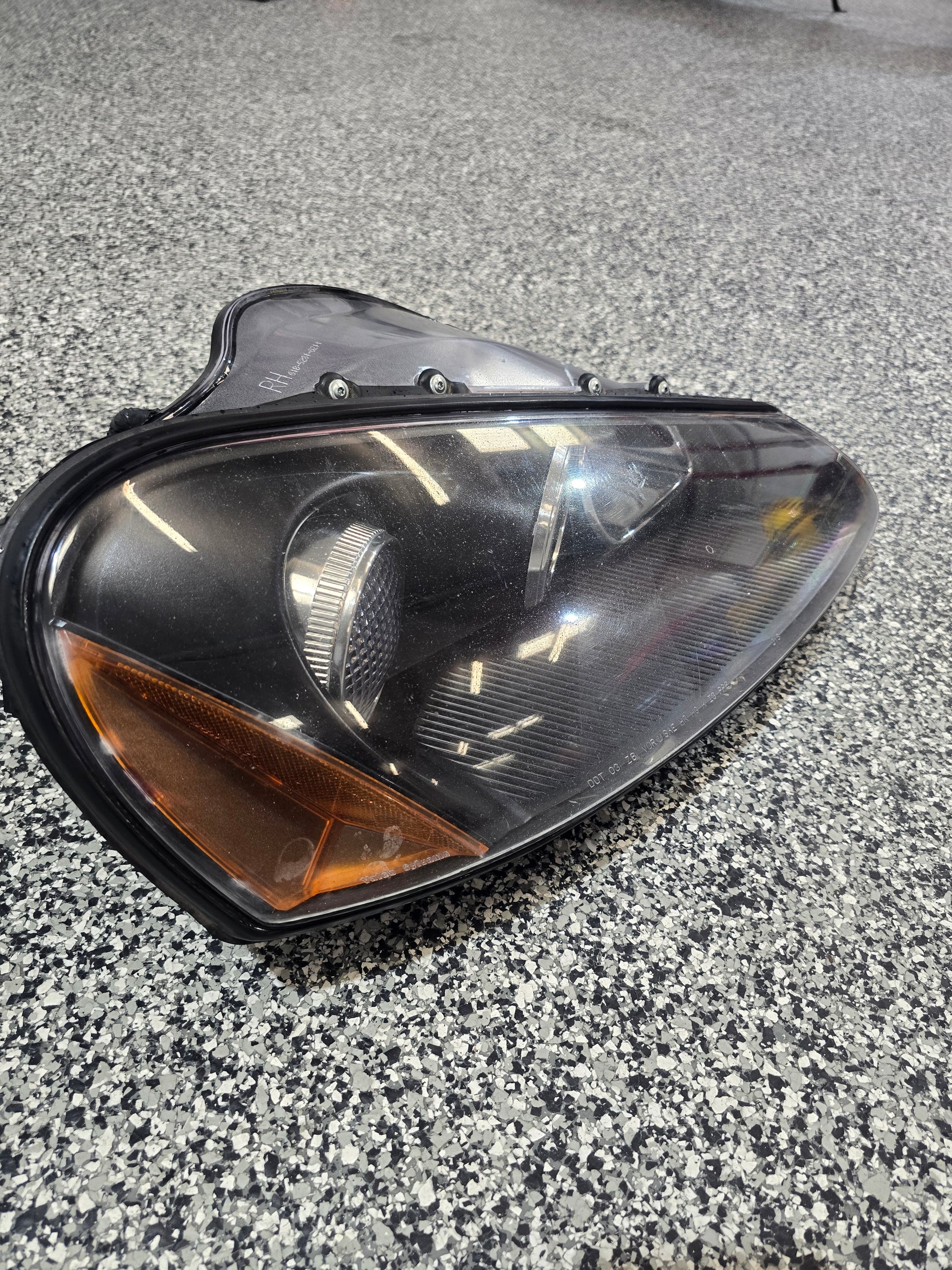 Gen 3/4 Viper Headlight Passenger Side