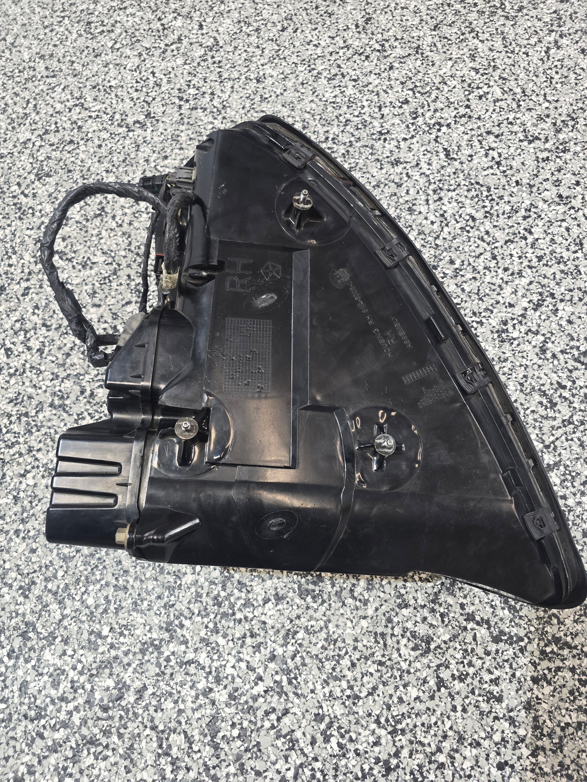Gen 3/4 Viper Headlight Passenger Side