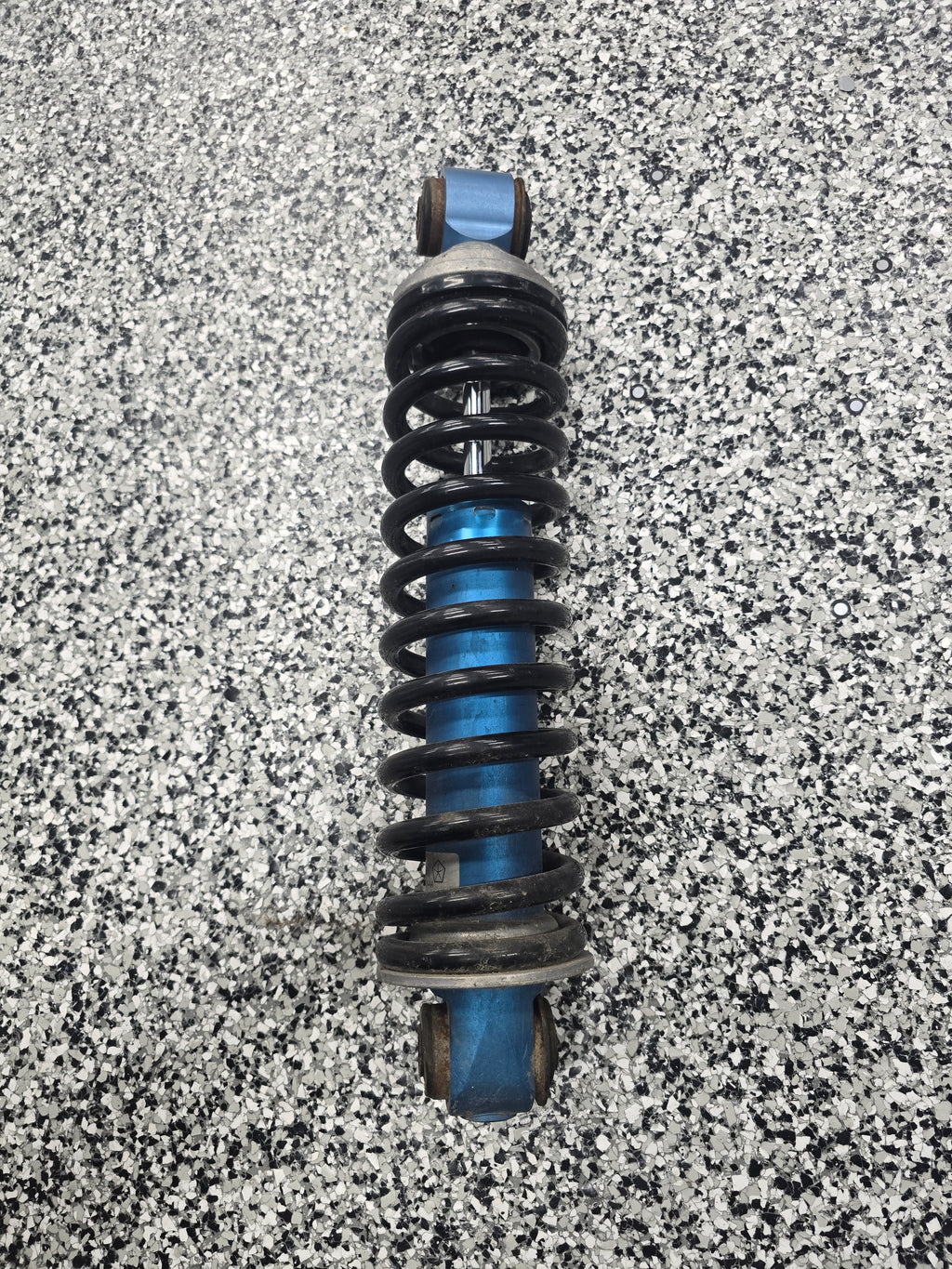Gen 3/4 Viper Front Shock Assembly