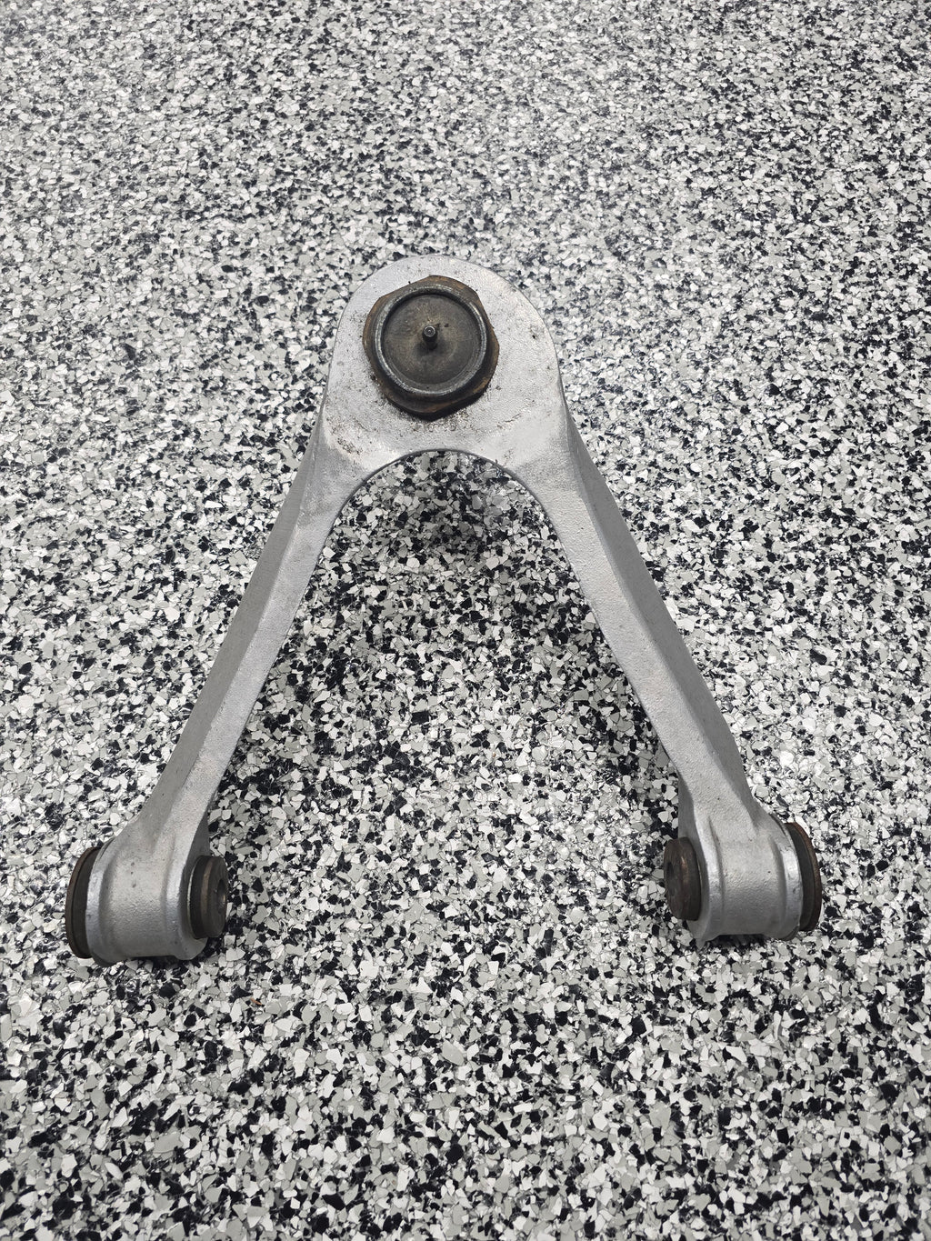 Gen 3/4/5 Viper Front Left Upper Control Arm