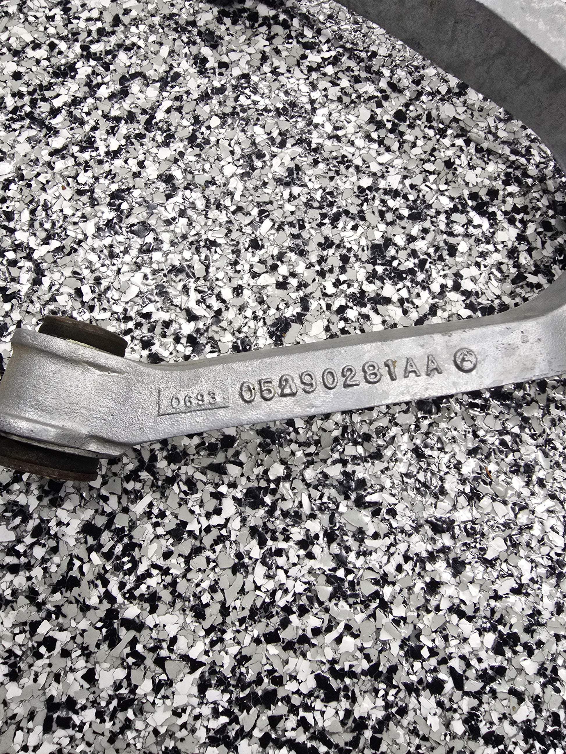 Gen 3/4/5 Viper Front Left Upper Control Arm