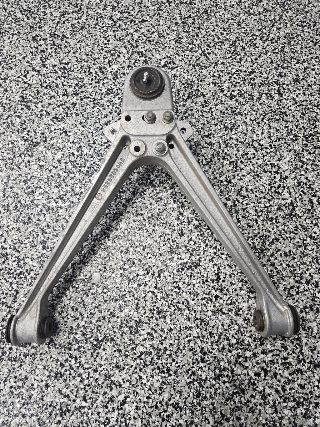 Gen 3/4 Viper Front Left Lower Control Arm