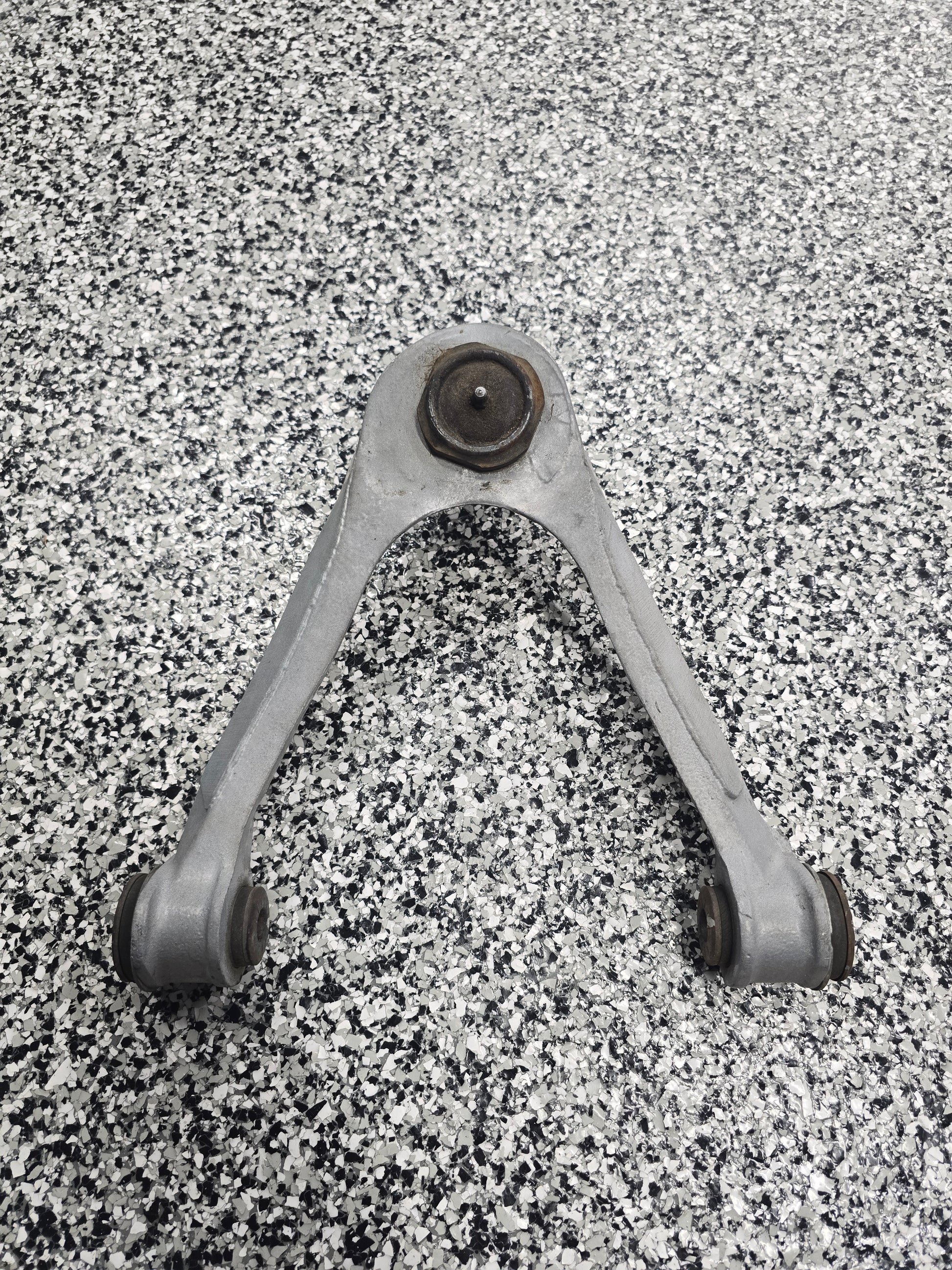 Gen 3/4/5 Viper Front Right Upper Control Arm