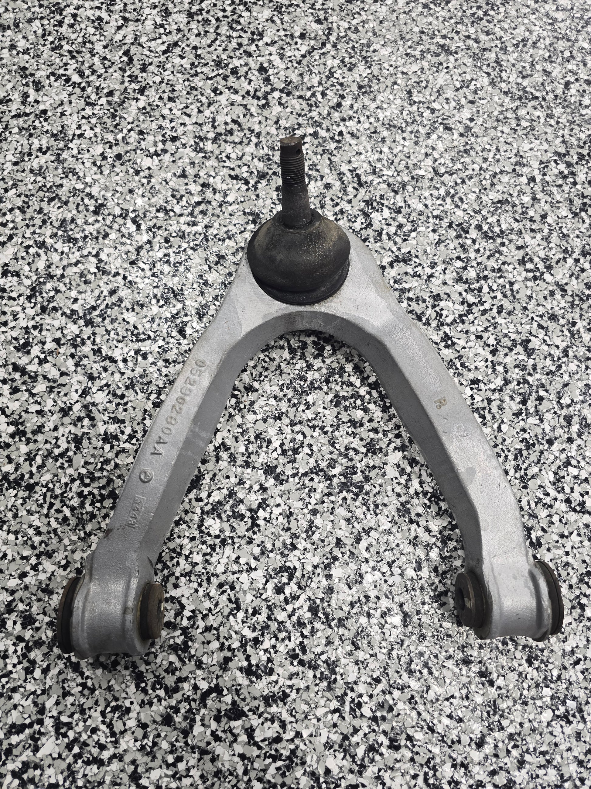 Gen 3/4/5 Viper Front Right Upper Control Arm