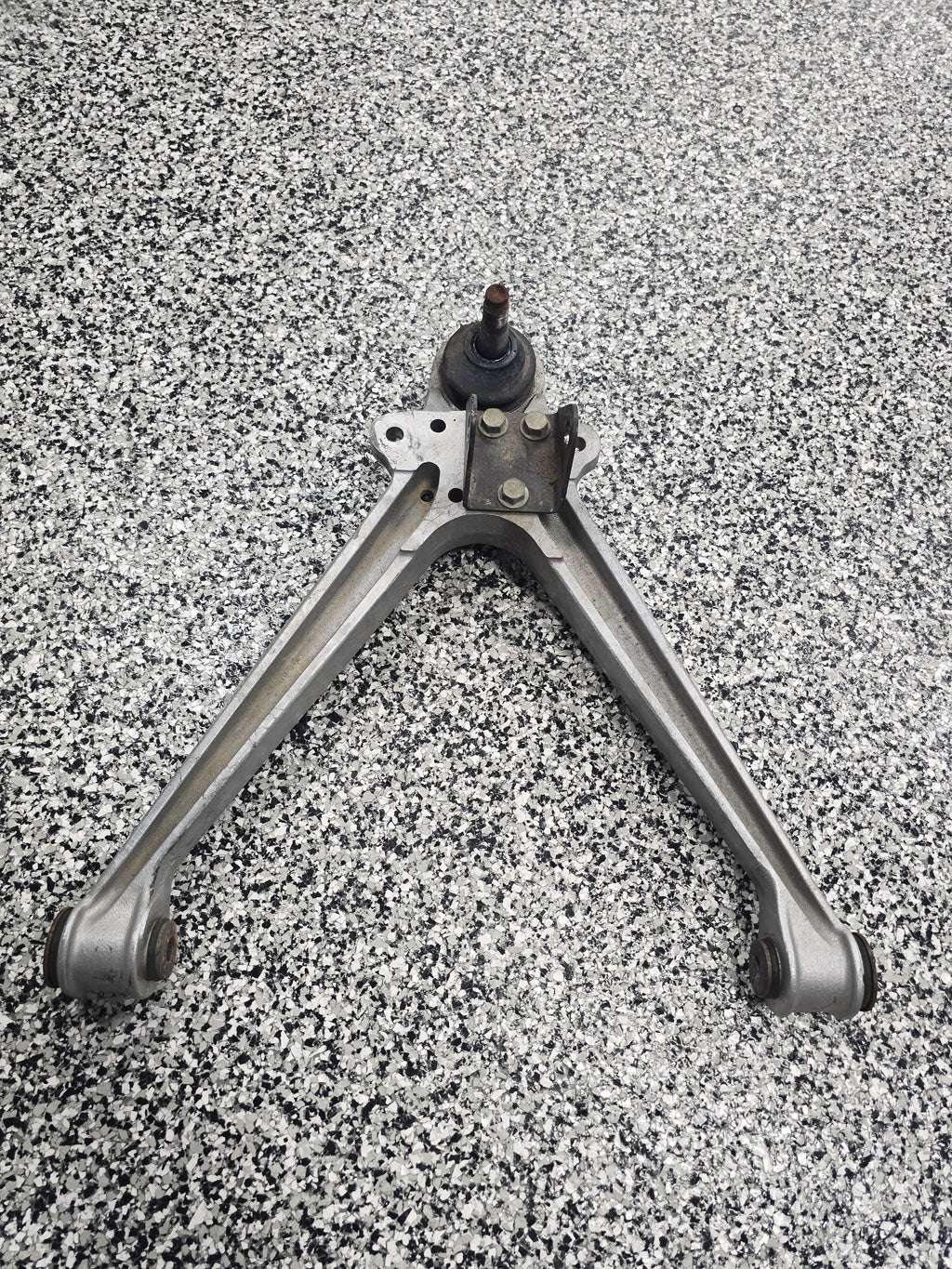 Gen 3/4 Viper Front Right Lower Control Arm