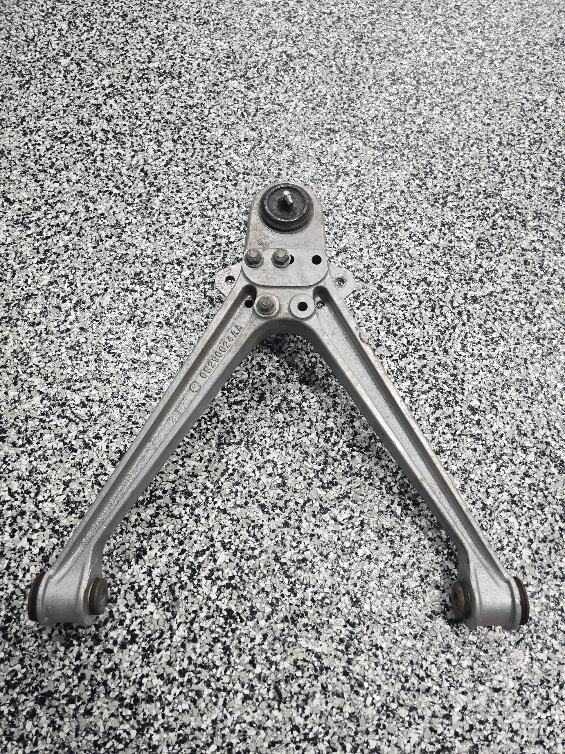 Gen 3/4 Viper Front Right Lower Control Arm