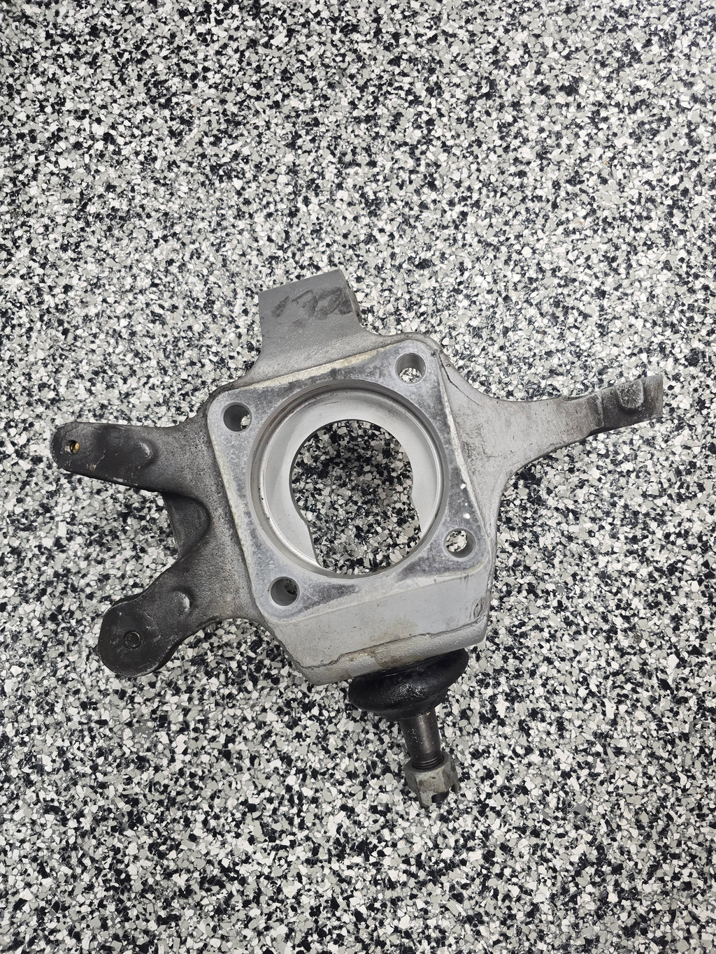 Gen 2 Viper Rear Right Knuckle