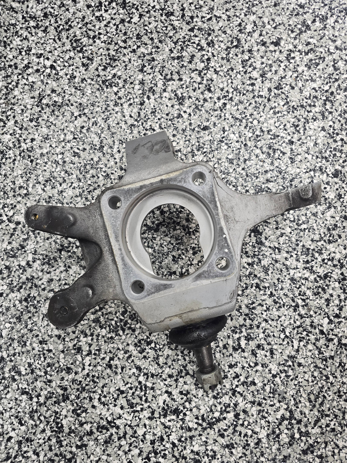Gen 2 Viper Rear Right Knuckle