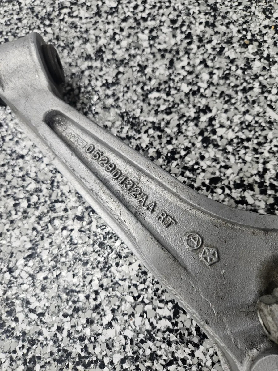 Gen 3/4 Viper Right Rear Lower Control Arm