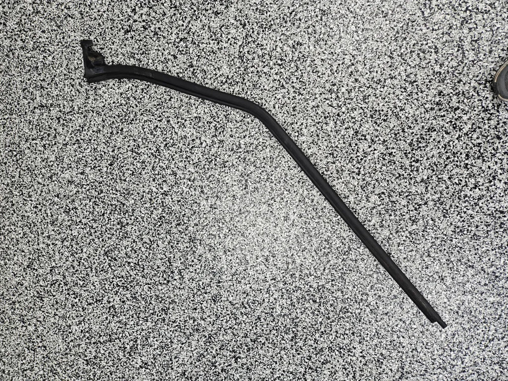 Gen 3/4 Viper Driver Side Weatherstrip