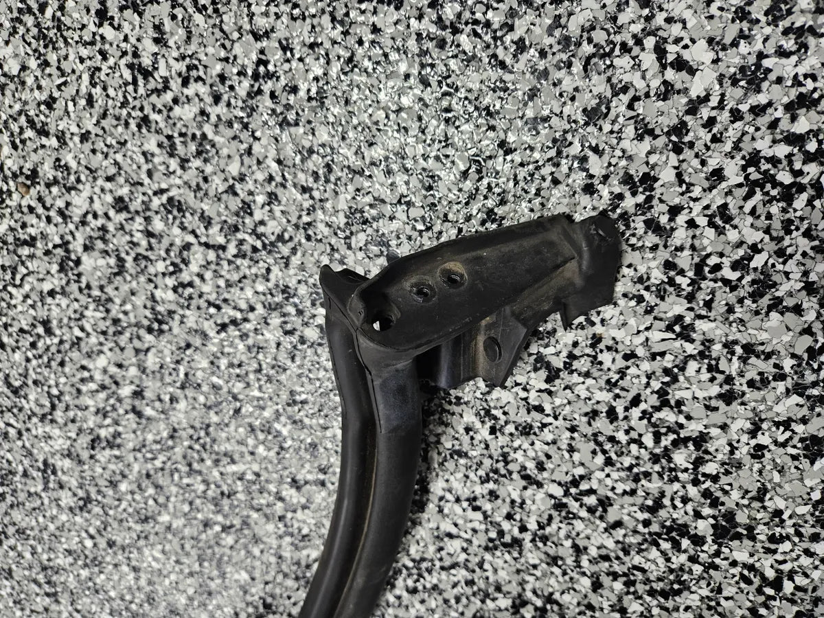 Gen 3/4 Viper Driver Side Weatherstrip