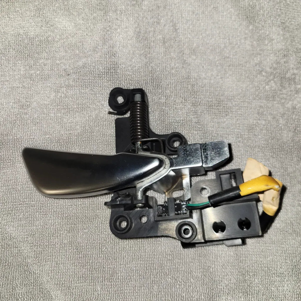 Gen 3/4 Passenger Side Interior Door Handle