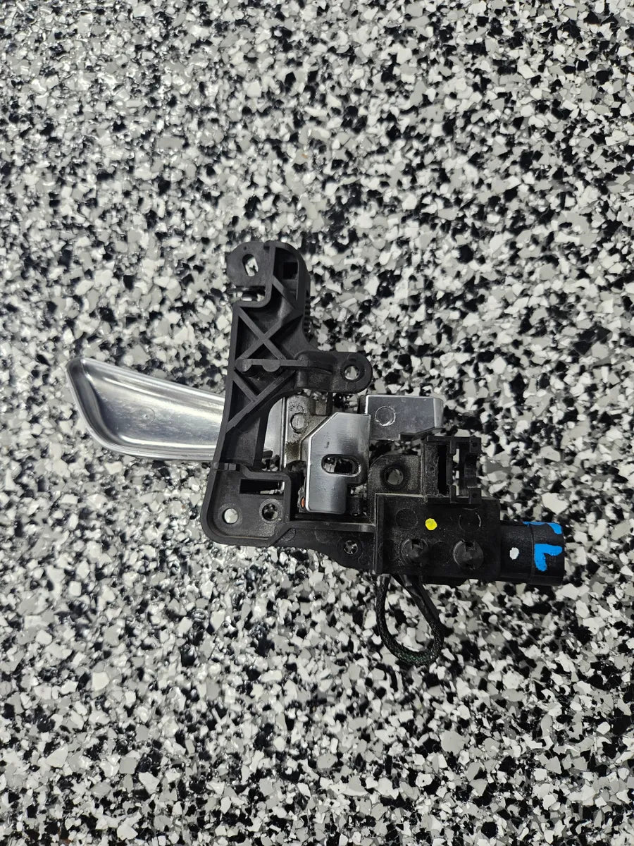 Gen 5 Drivers Side Interior Door Handle