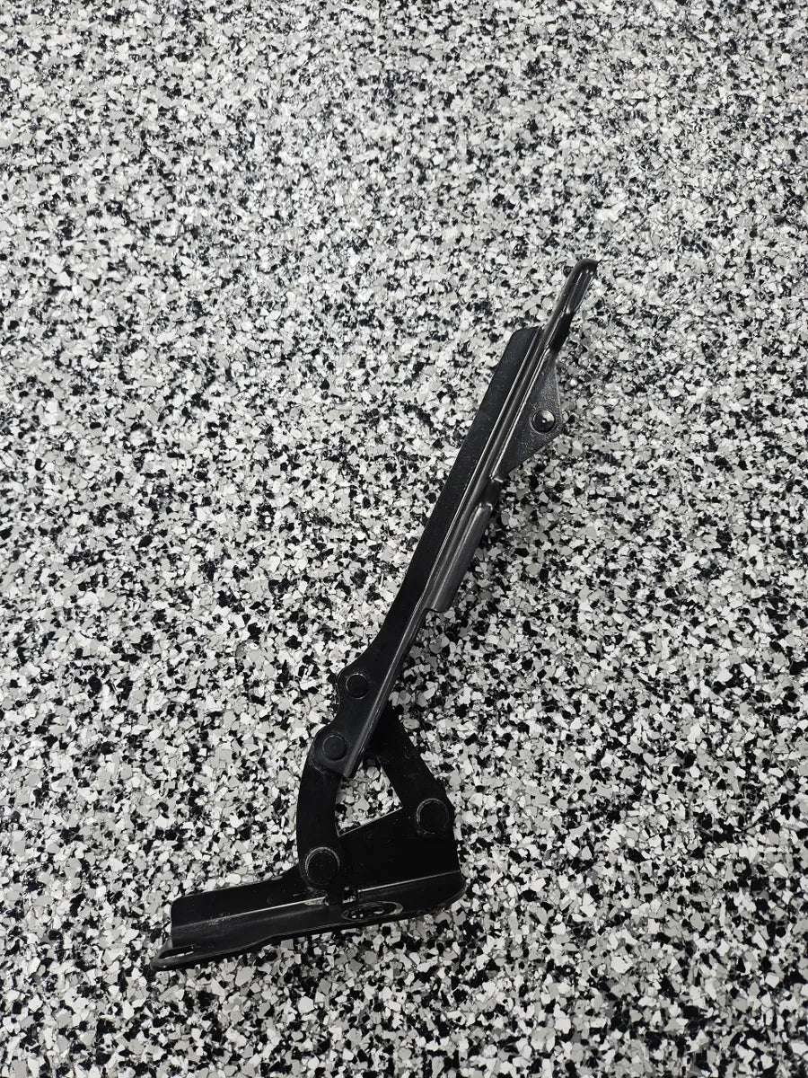 Gen 3/4 Viper Drivers Side Hood Hinge